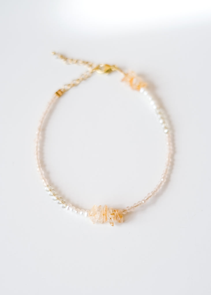 fijn armbandje met parels en citrine