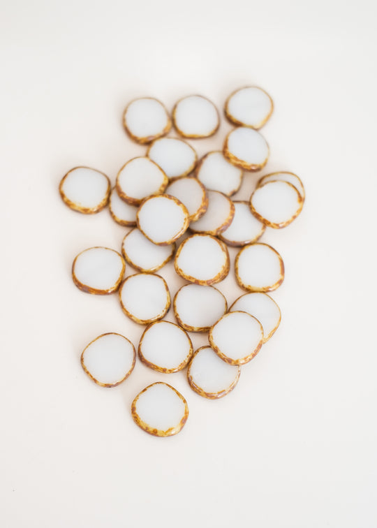 Onregelmatig rond 15 mm, wit