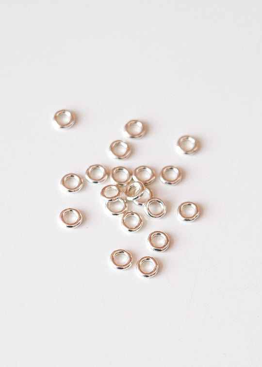 Gesloten ringetje zilver, 4 mm