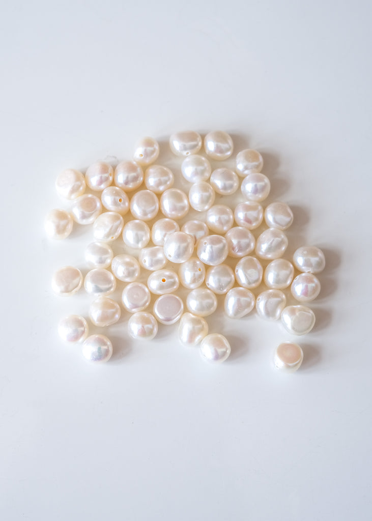 witte zoetwaterparels per stuk
