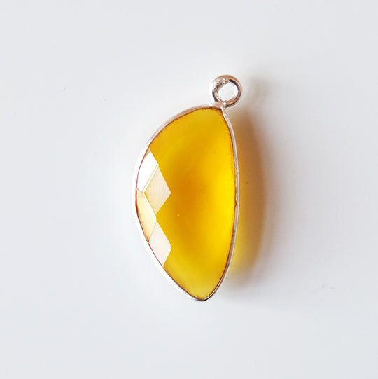 Hanger halve maan gele chalcedoon, zilver