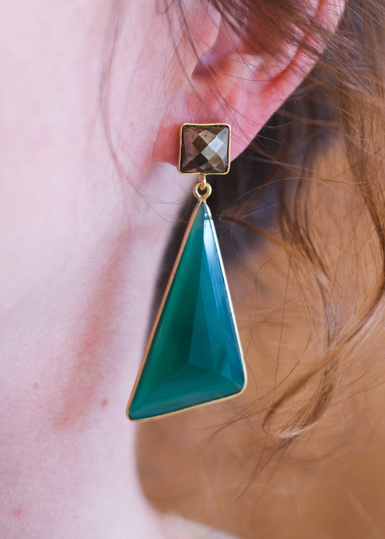 Oorhangers met pyriet en groene onyx
