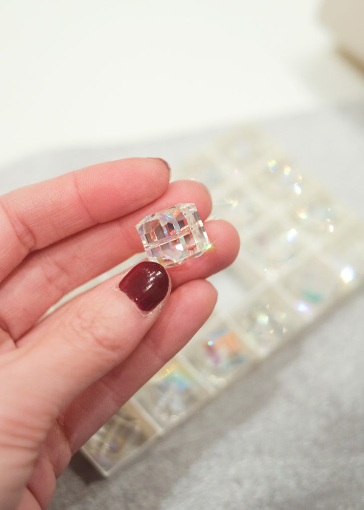 vintage swarovski kristallen kralen met regenboog finish