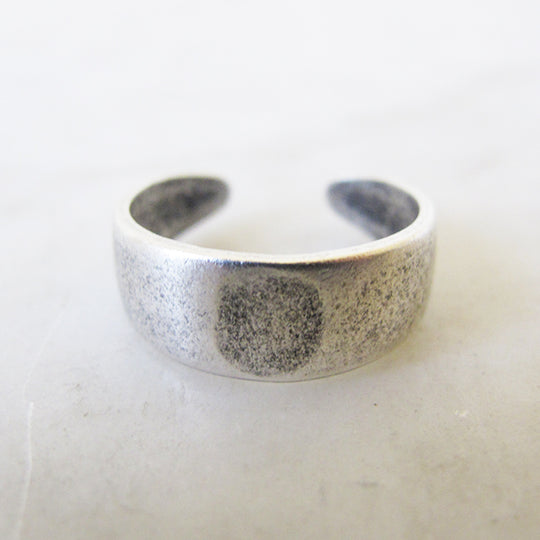 Ringbasis oud zilver